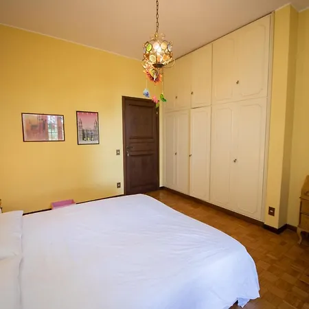 Sofia Βίλα San Felice del Benaco